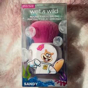 Wet n Wild Round Kabuki Brush